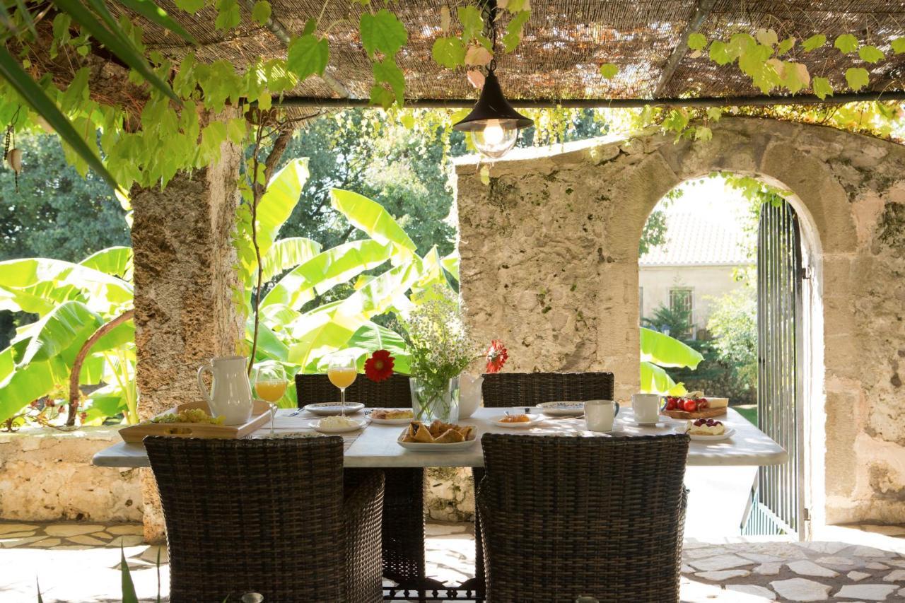 Villagio Magnolia Sivros Bagian luar foto
