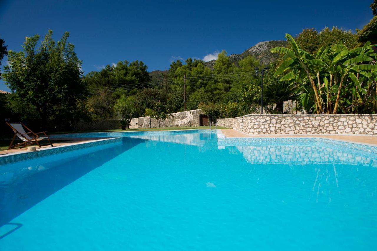 Villagio Magnolia Sivros Bagian luar foto