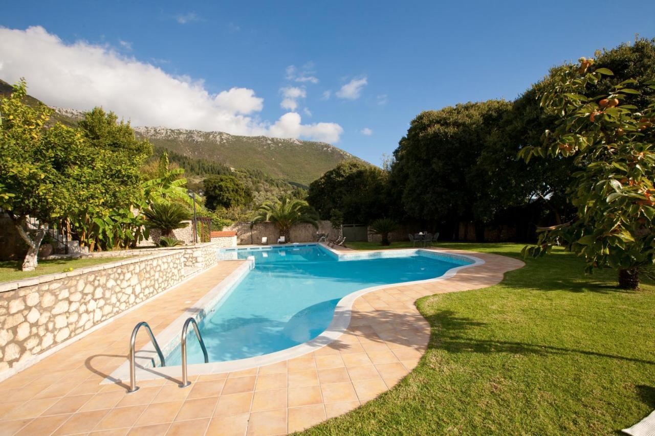 Villagio Magnolia Sivros Bagian luar foto